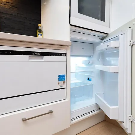 Апартаменты Quiet 2br, Free Parking, Workspace & Fast Wifi Таллин